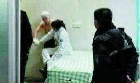 国产绑架护士舔脚视频,国产绑架护士舔脚视频事件始末